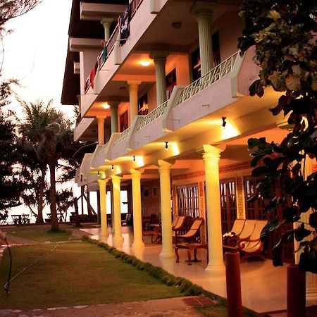 Time N Tide Beach Resort Hikkaduwa Exterior photo