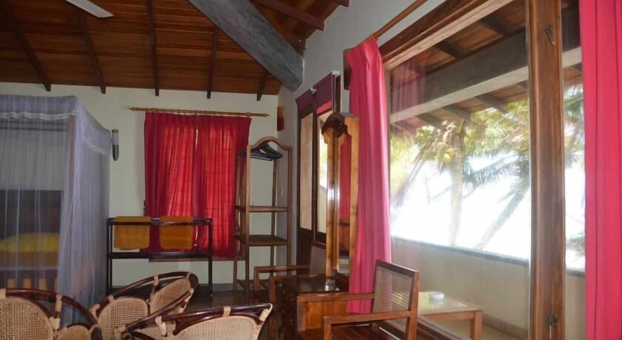 Time N Tide Beach Resort Hikkaduwa Exterior photo