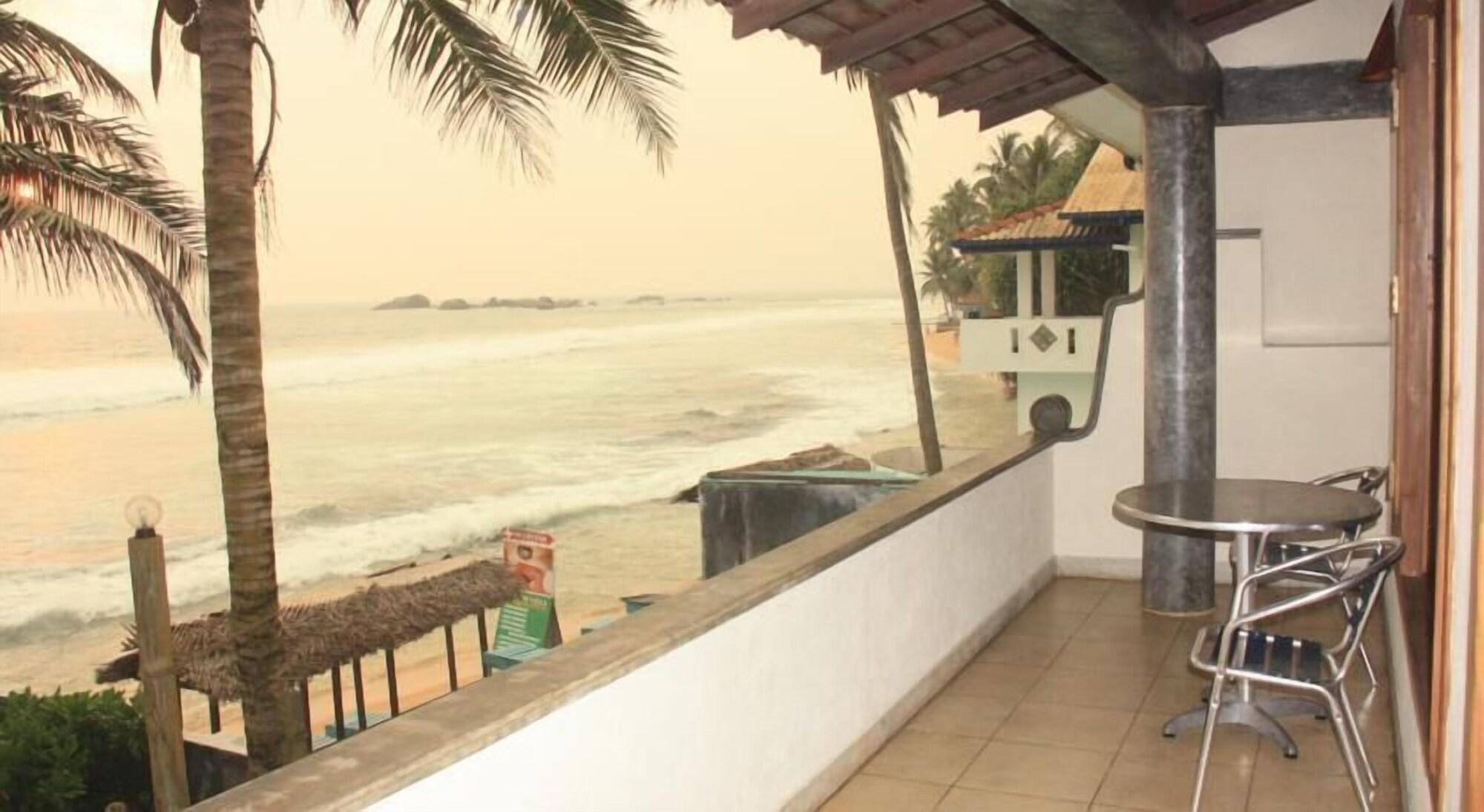 Time N Tide Beach Resort Hikkaduwa Exterior photo