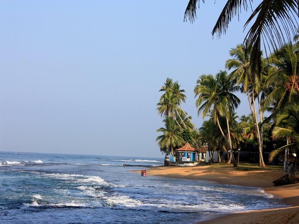 Time N Tide Beach Resort Hikkaduwa Exterior photo