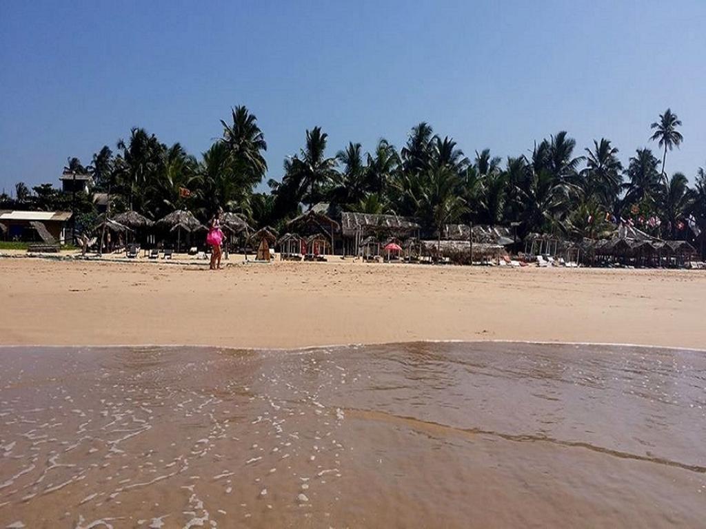 Time N Tide Beach Resort Hikkaduwa Exterior photo